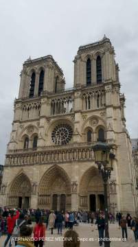 Catedral de Notre Dame, Parvis Notre Dame - Place Jean-Paul II, Paris, Francia 640w