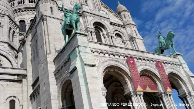 Basilica del Sacre Cœur, Rue du Chevalier de la Barre, Paris, Francia 640w