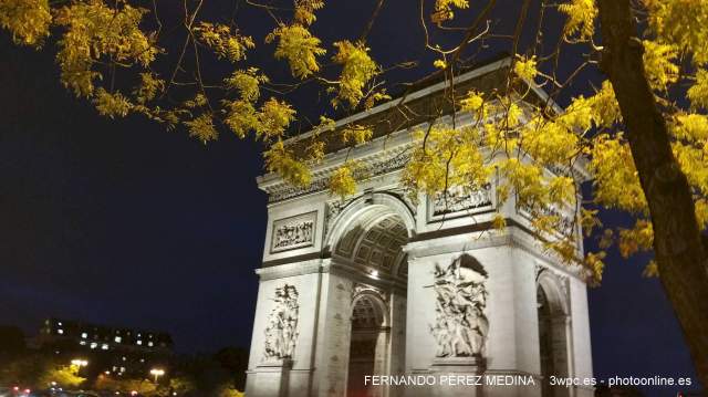 L Arc de Triomphe de l Etoile, Paris, Francia 640w