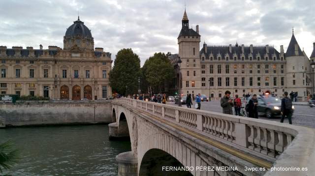 Pont au Change, Quai de la Megisserie, Paris, Francia 640w